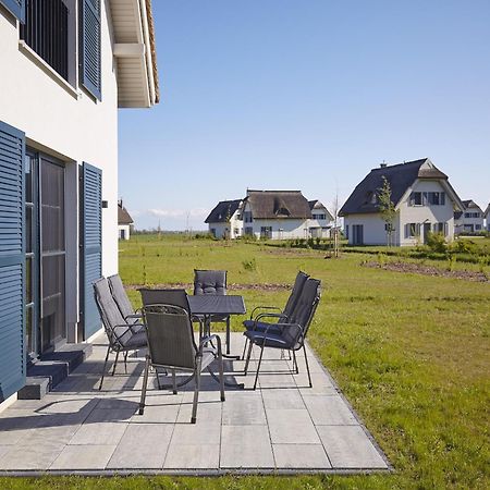 Reetland Am Meer - Premium Reetdachvilla Mit 3 Schlafzimmern, Sauna, Kamin Und Massagesessel F05 Dranske Esterno foto