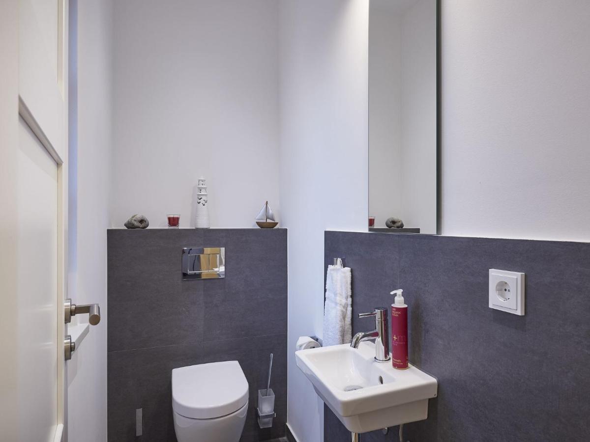 Reetland Am Meer - Premium Reetdachvilla Mit 3 Schlafzimmern, Sauna, Kamin Und Massagesessel F05 Dranske Esterno foto